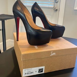 Christian Louboutin  Heel height 6.3/16cm Size 8 Color:Black Sky High,